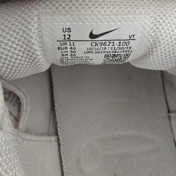 Men's Nike Vapormax 360 White Running Shoes - Picture 6 of 8